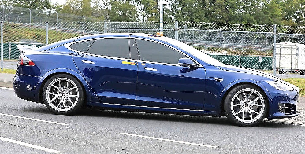 Tesla Model S may have beaten Porsche Taycan by 20 seconds of Nürburgring Nordschliffe